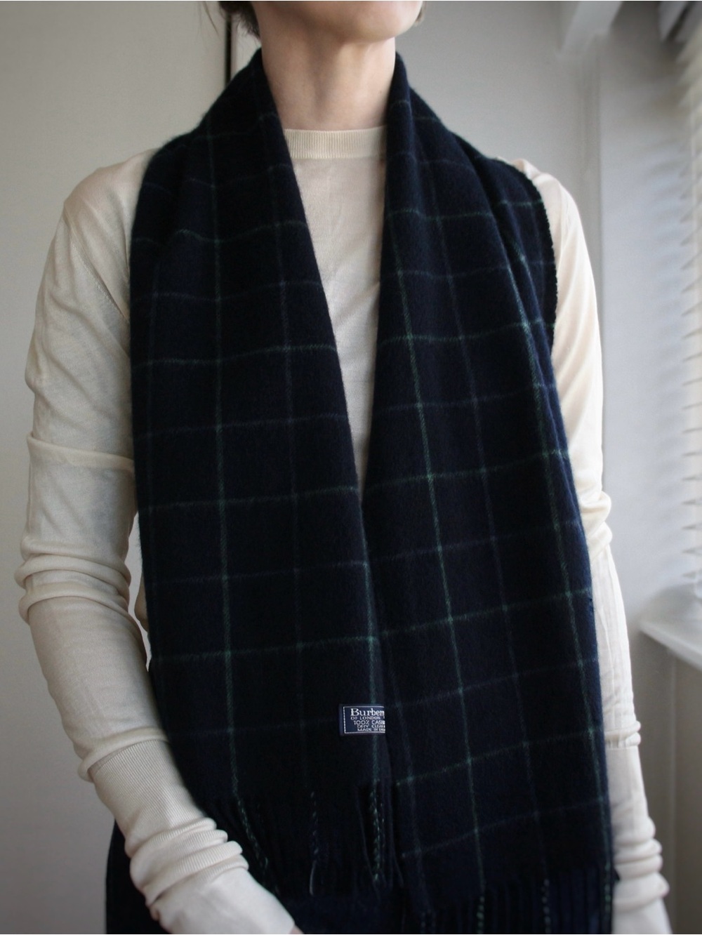 Pre-1999 Burberrys Cashmere Window Pane Muffler Scarf - Picture 3 of 6